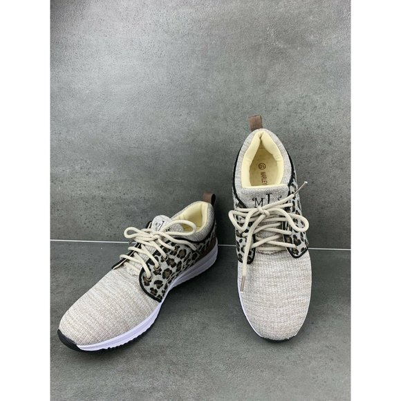 Marley Lilly Womens Leopard Shoes Size 10 Monogrammed  Sneakers Light Weight - Picture 1 of 9